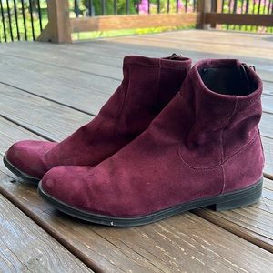 Reaction Kenneth Cole Booties